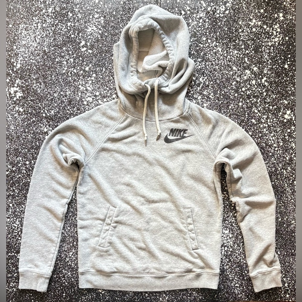 Nike Long Neck Hoodie Size Small (Gray)